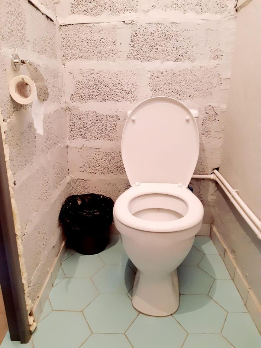 Tumanyan Bathhouse Hostel エクステリア 写真