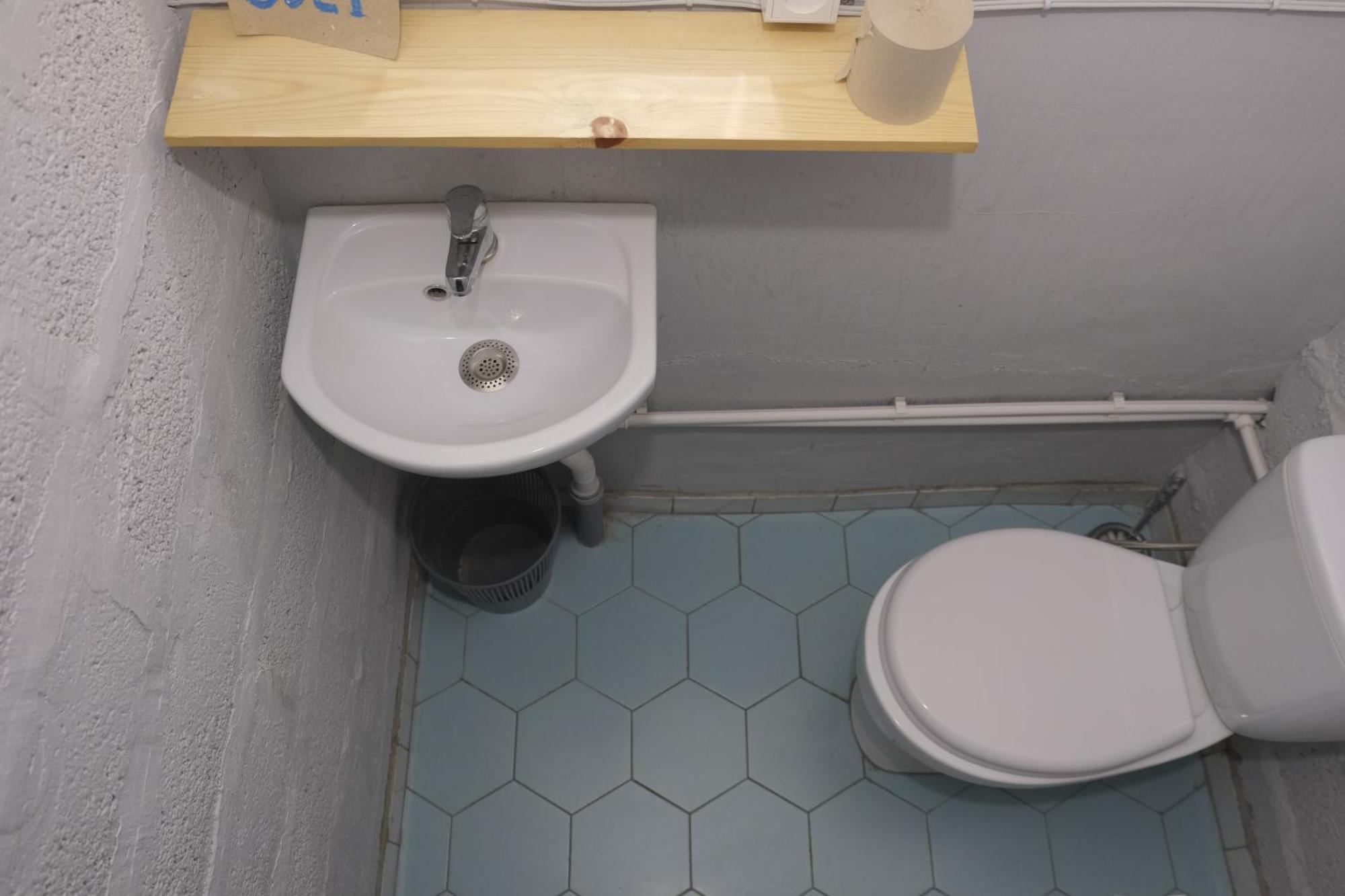 Tumanyan Bathhouse Hostel エクステリア 写真